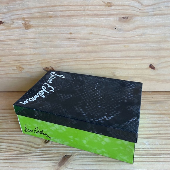 SAM EDELMAN Black Velvet Shoes - Picture 7 of 7